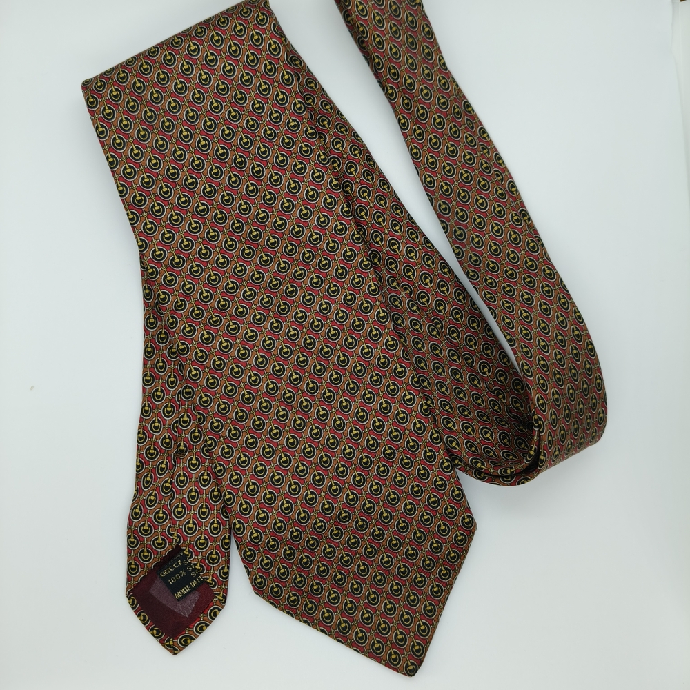 Gucci Red and Green Patterned Tie